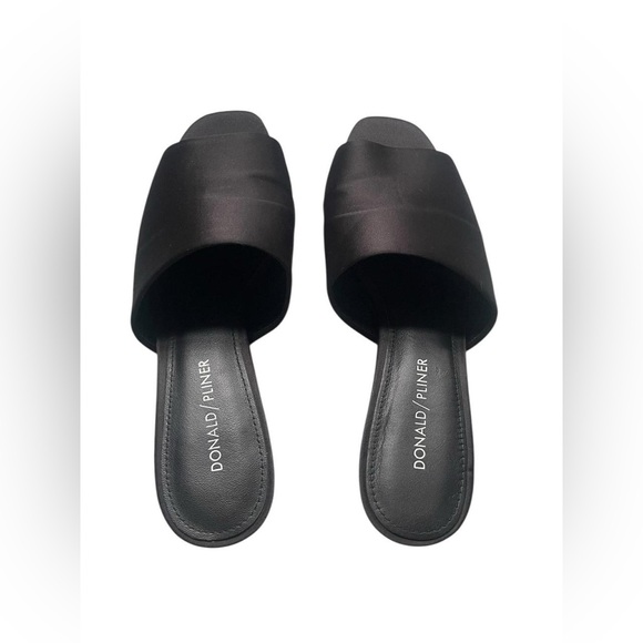 Satin Mules Black Slip On Slides with a 2.5" Heel by Donald Pilner 7.5 - Picture 2 of 8